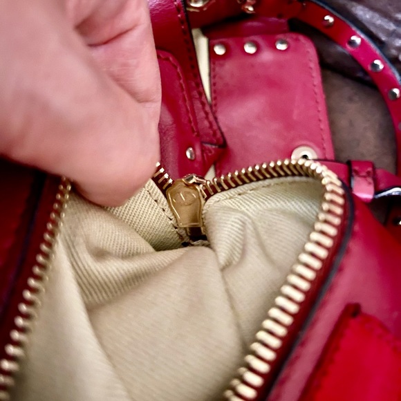 AUTHENTIC VALENTINO GARAVANI BAG - Picture 14 of 14